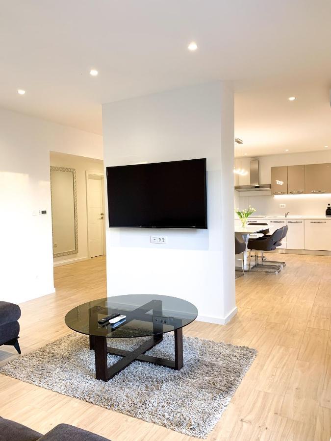 G Apartment Ποντστράνα Εξωτερικό φωτογραφία