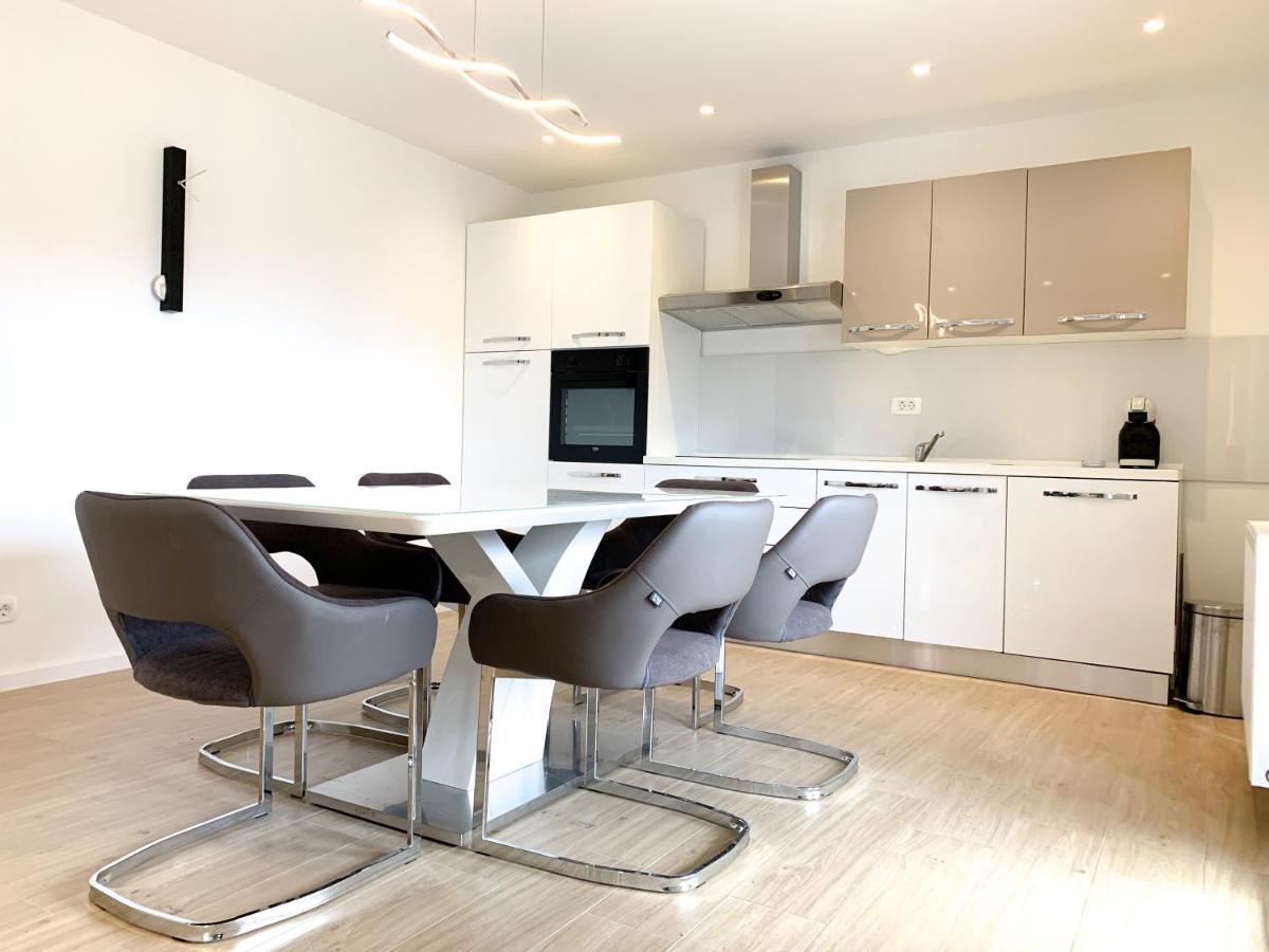 G Apartment Ποντστράνα Εξωτερικό φωτογραφία